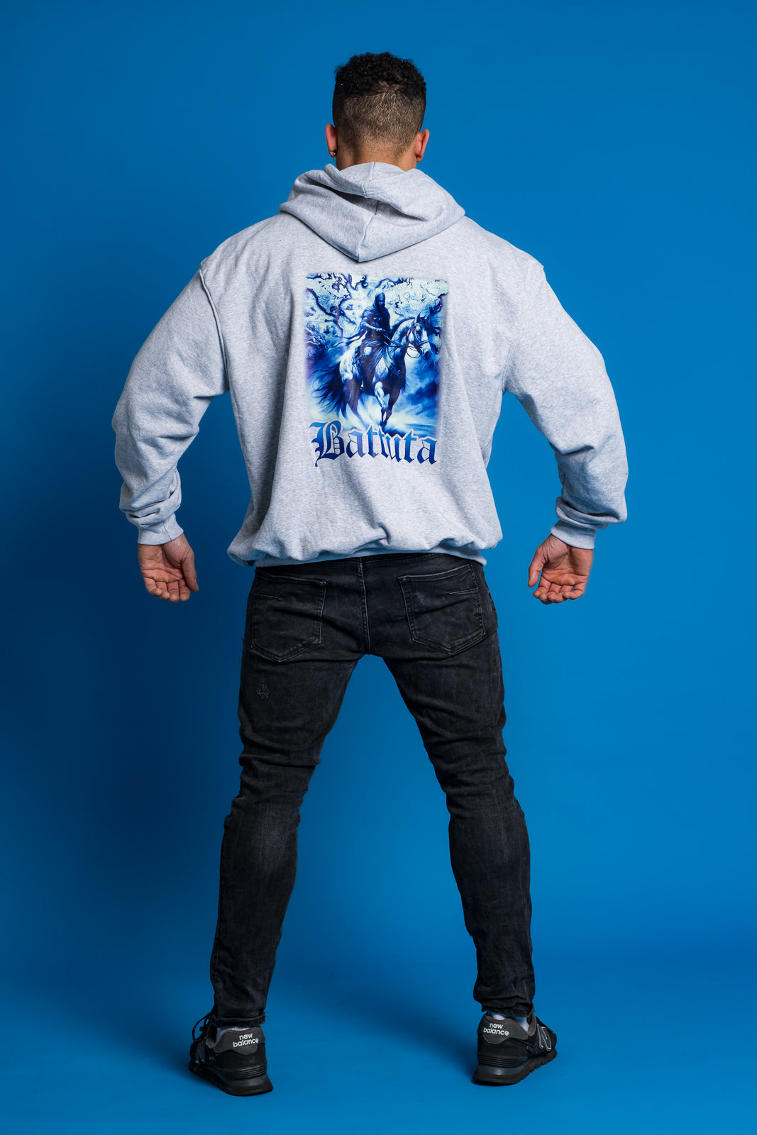 New Collection
BATTUTA HOODIE GREY
