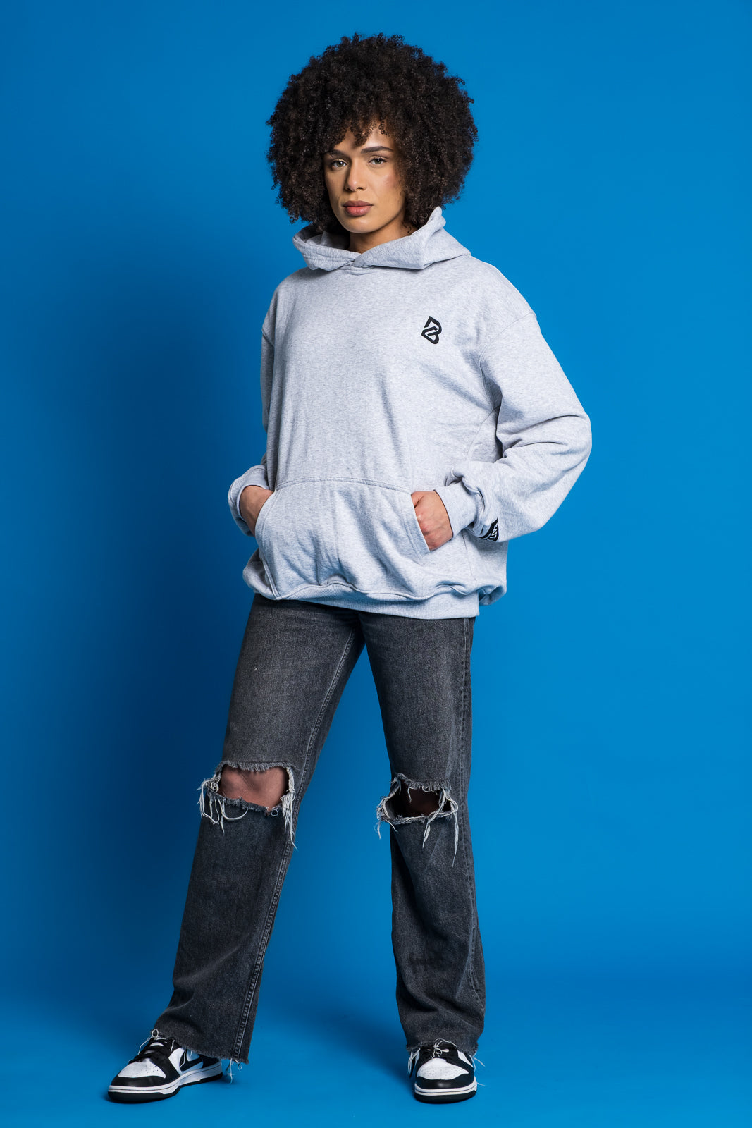 New Collection
BATTUTA HOODIE GREY