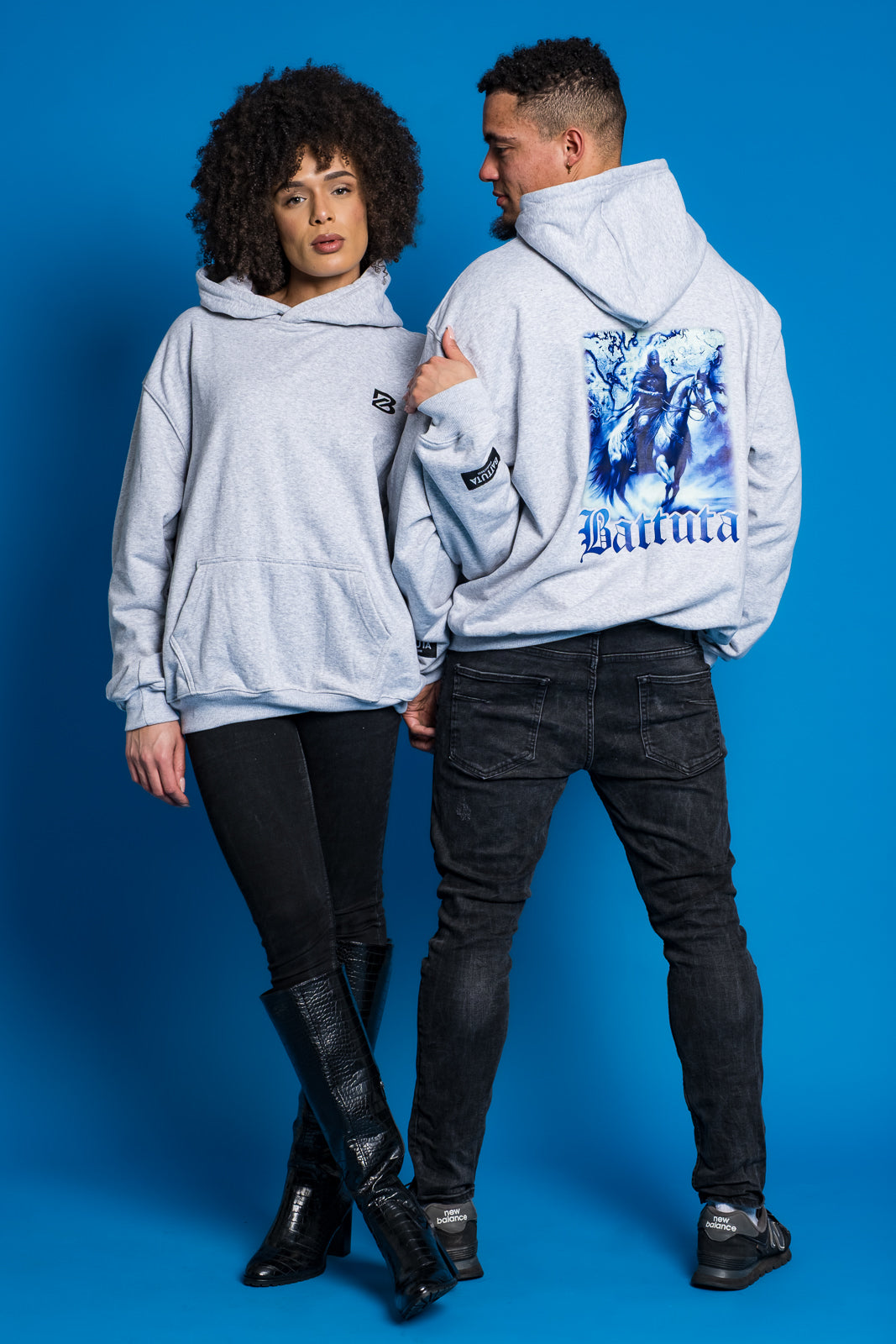New Collection
BATTUTA HOODIE GREY